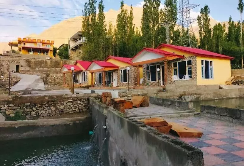 هتل Skardu View Point