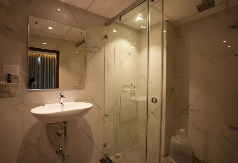 Hotelli The Eden Park Boutique