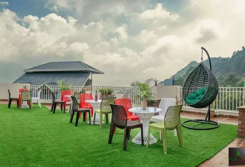 ホテル The Green Land Kasauli