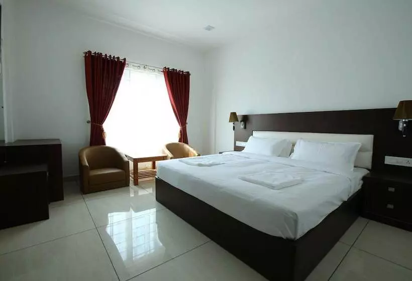 Hotelli Theertha International