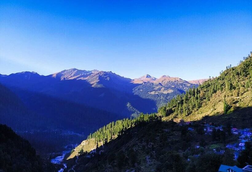 בית מלון כפרי Tosh Regency