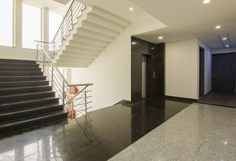 Hotel Treebo Noida Express