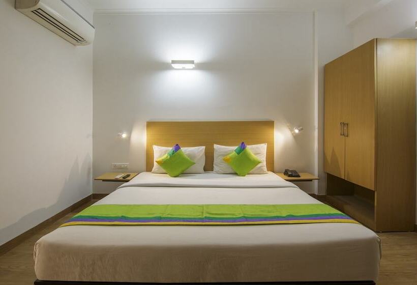 Hotel Treebo Noida Express