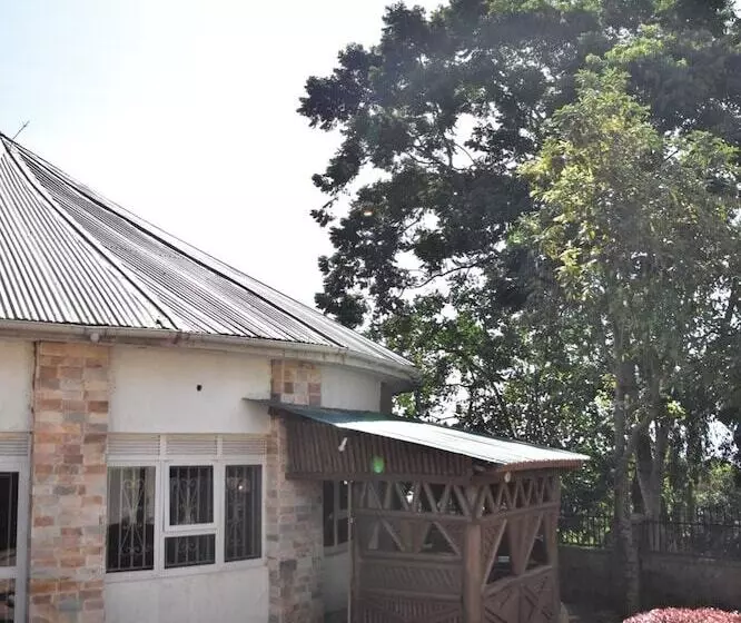 هتل Wamala Resort