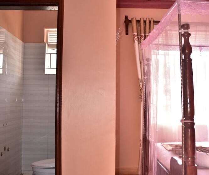 هتل Wamala Resort