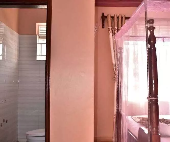 هتل Wamala Resort