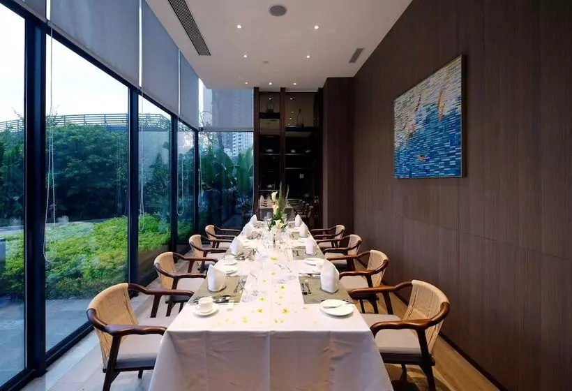 Hotelli White Swan Vyv