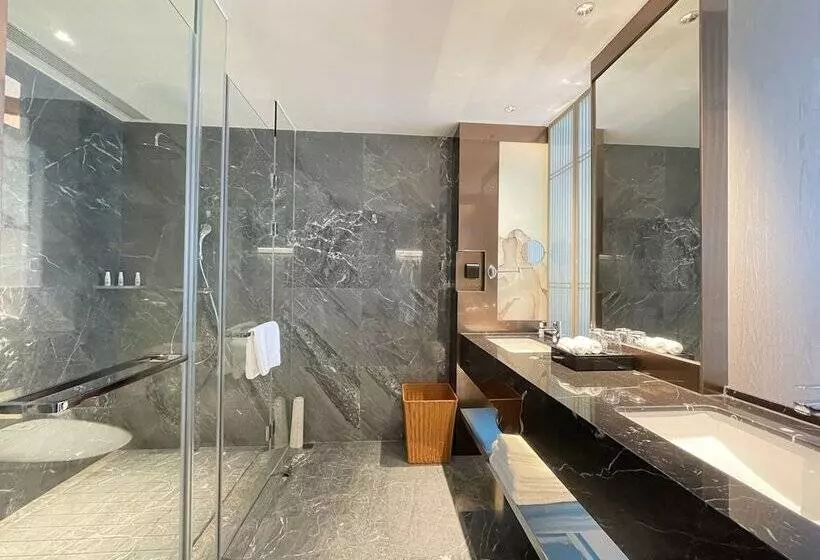 Hotelli White Swan Vyv