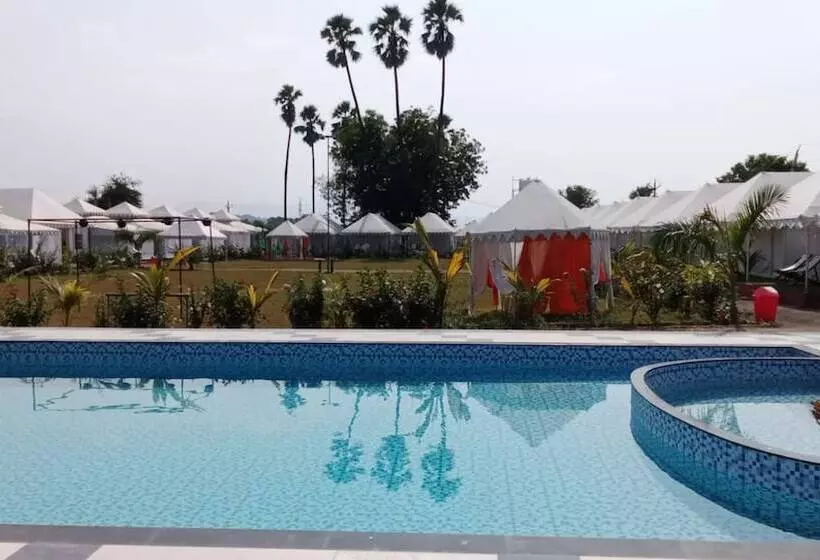 Unity Holiday Resort  Statue Of Unity