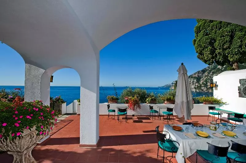 Villa Magenta