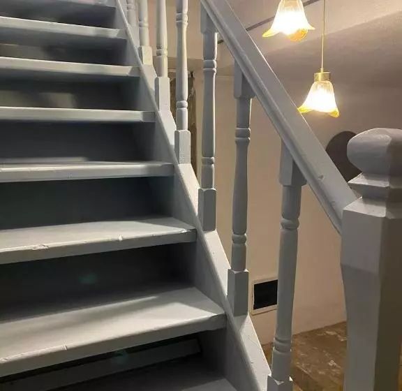 تختخواب و صبحانه Litri Butik Otel