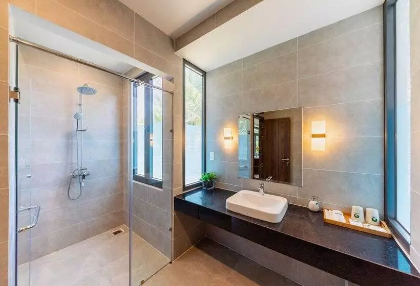 هتل Emerald Garden Retreat
