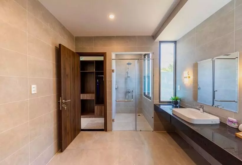 هتل Emerald Garden Retreat