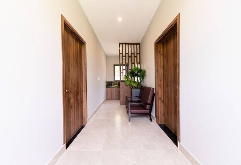 هتل Emerald Garden Retreat