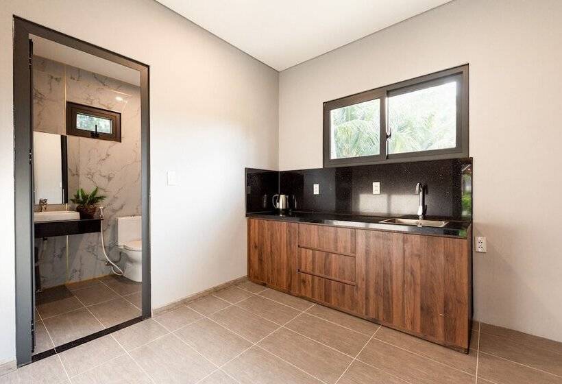 هتل Emerald Garden Retreat