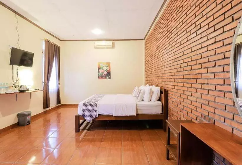 Hotelli Ndalem Ayem Syariah