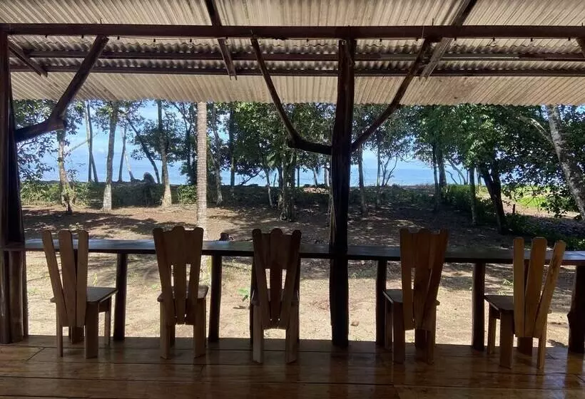 هتل Playa Ganadito Ecolodge