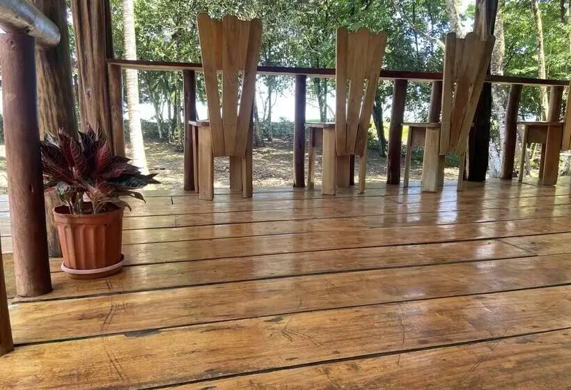 هتل Playa Ganadito Ecolodge