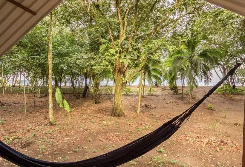 هتل Playa Ganadito Ecolodge