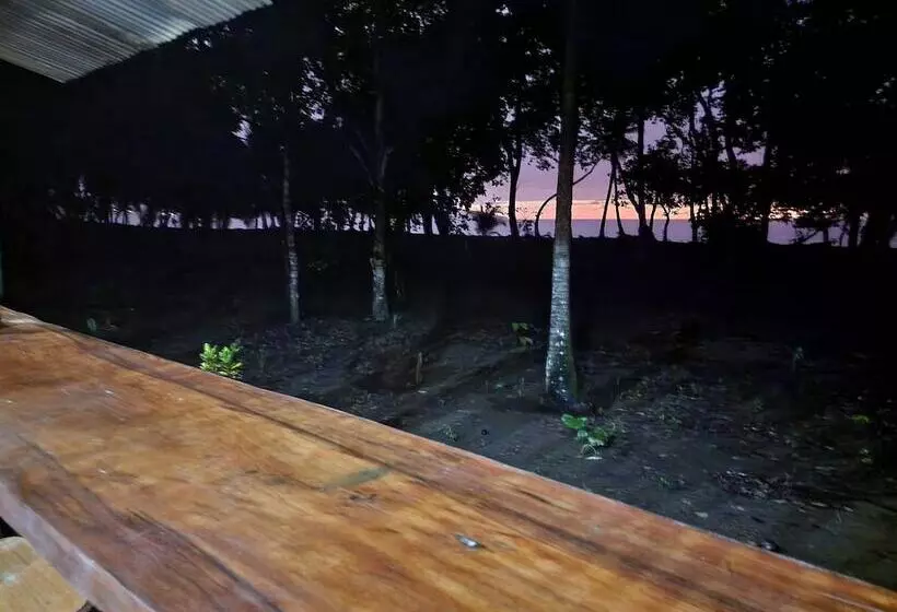 هتل Playa Ganadito Ecolodge