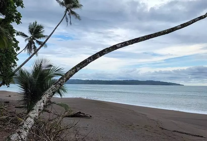 هتل Playa Ganadito Ecolodge