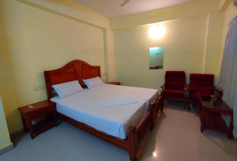 בית מלון כפרי Sea Star Beach Resort Kovalam