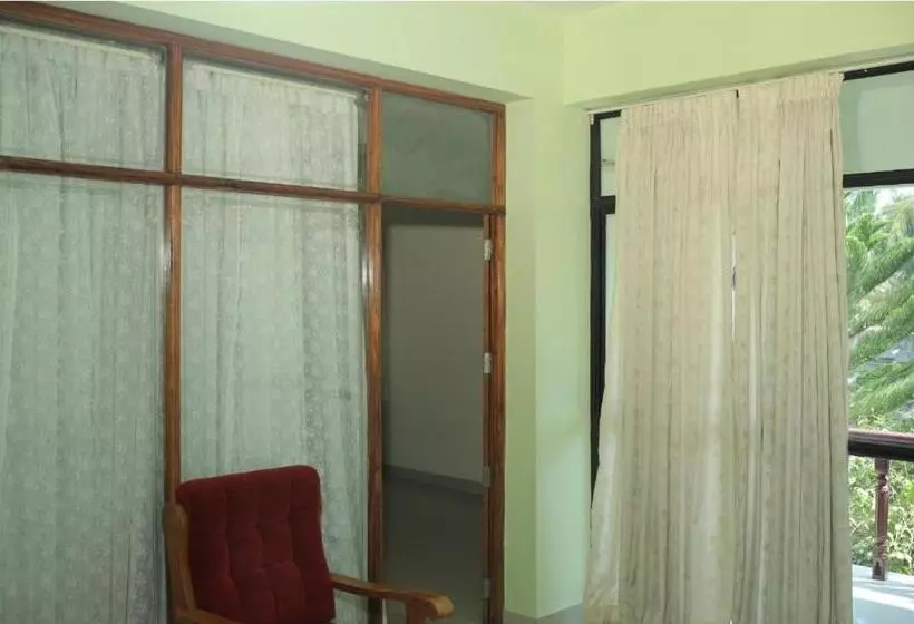 ホテル Sea Star Beach Resort Kovalam