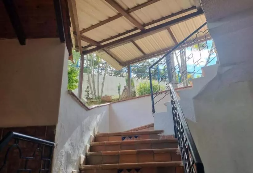 ホテル Villa Lucila