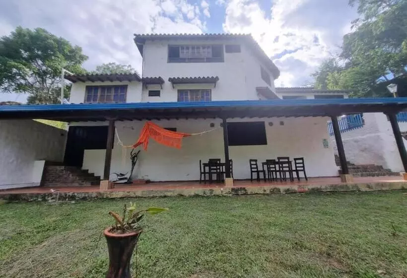 ホテル Villa Lucila