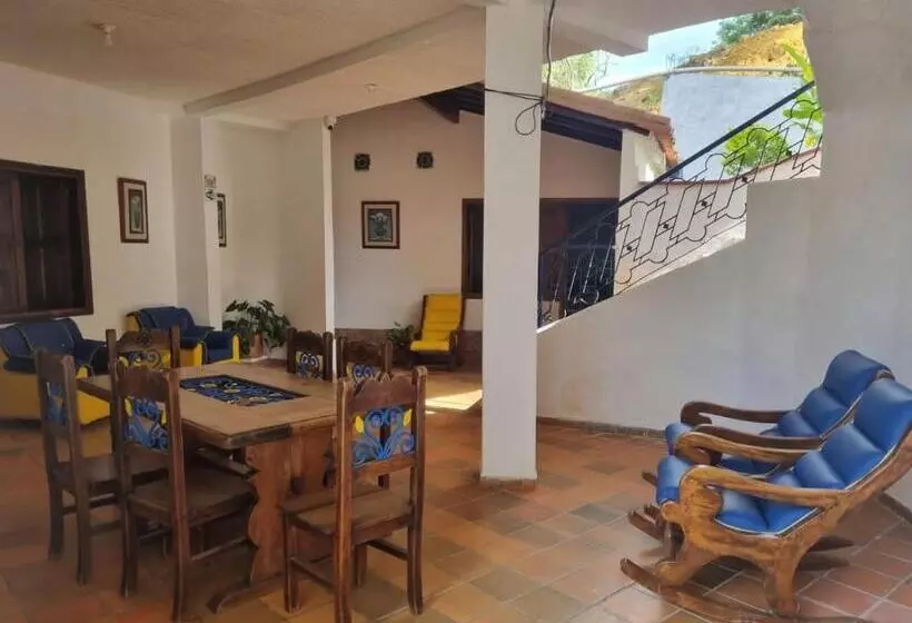 ホテル Villa Lucila