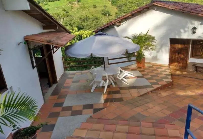 ホテル Villa Lucila