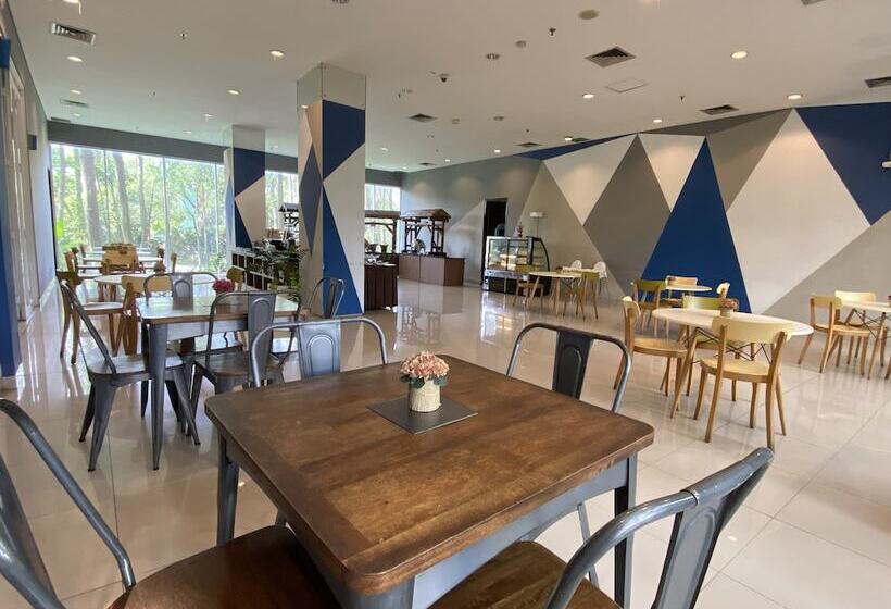 Ispi Hotel Cikarang Festival