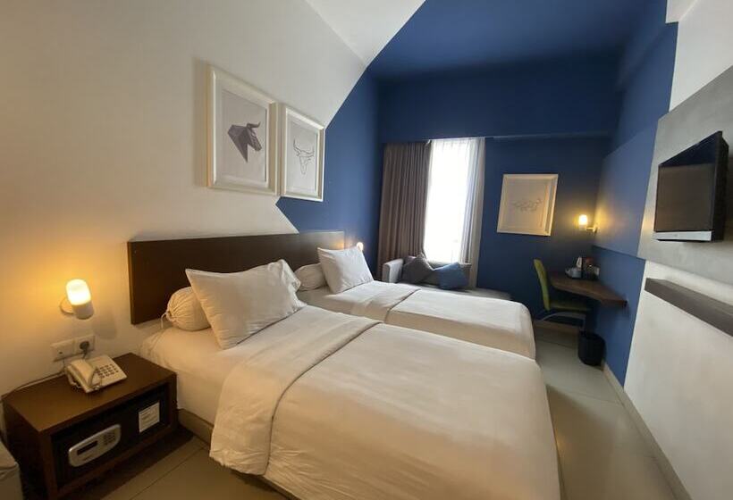 Ispi Hotel Cikarang Festival