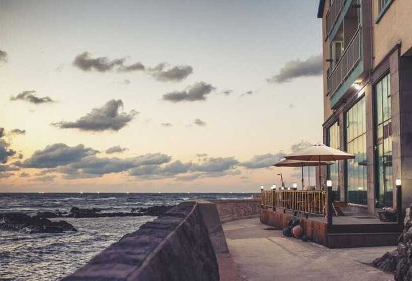 Jeju Hello Sea Pension