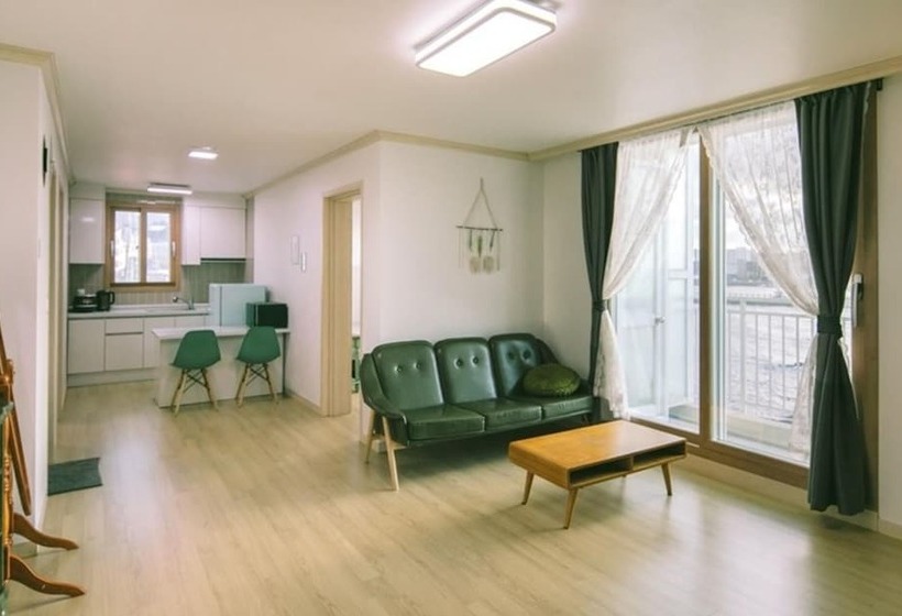 Jeju Hello Sea Pension