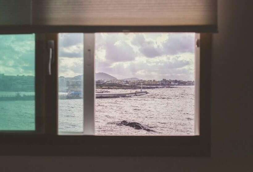 Jeju Hello Sea Pension