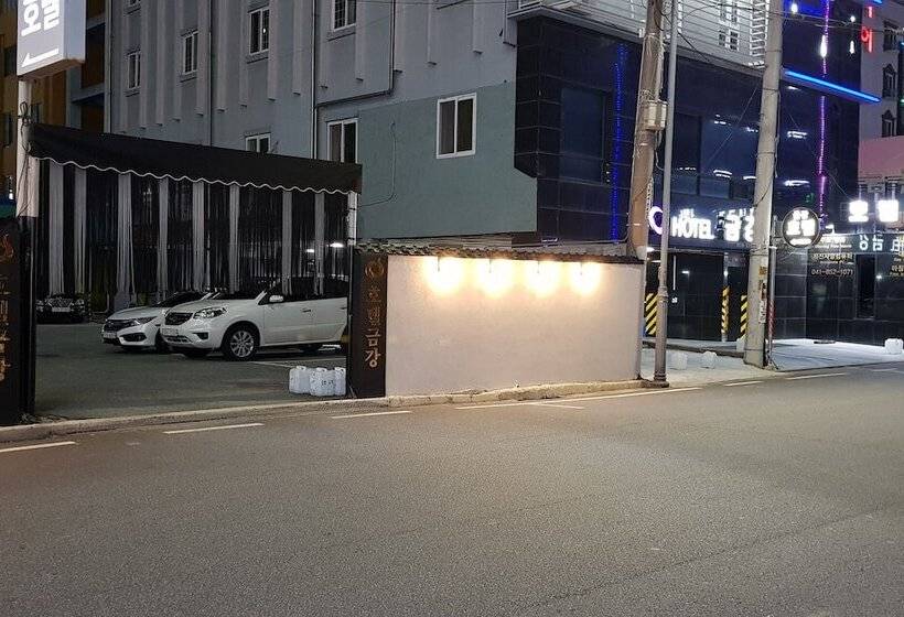 Motel Gongju Hotel Geumgang