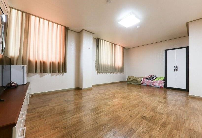 מוטל Hongsung Dongyang