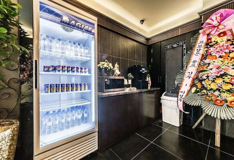 מוטל Pyeongtaek Praha