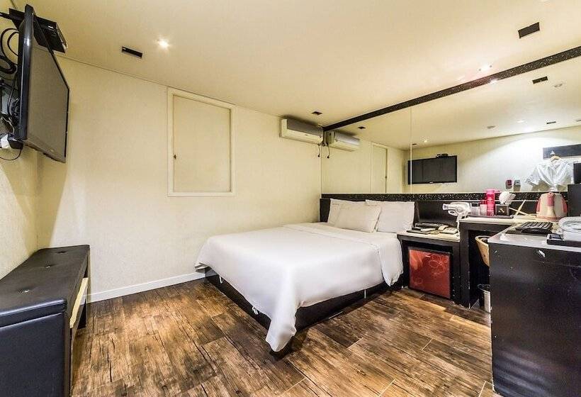 汽车旅馆 Sillim Lille