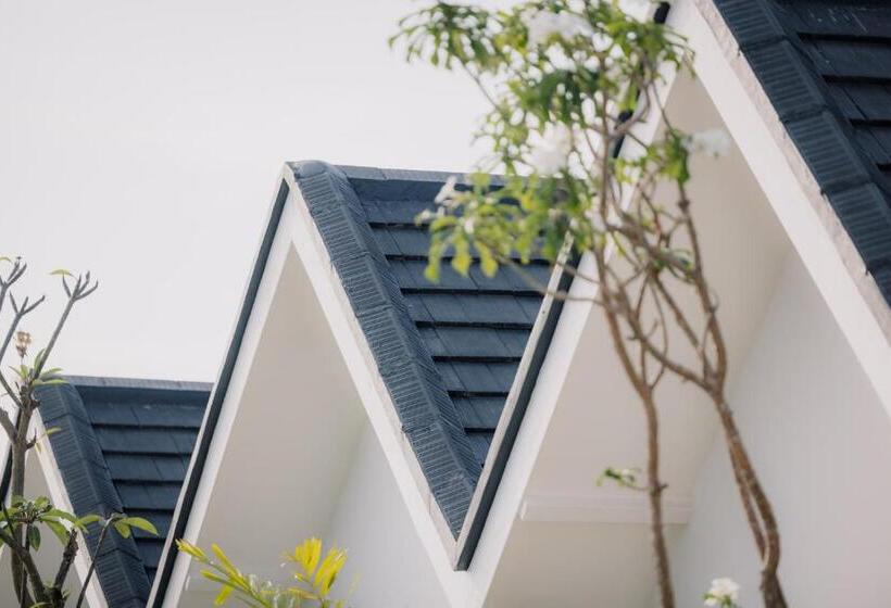 Пансион Sari Uma Canggu By Hospitality Bali