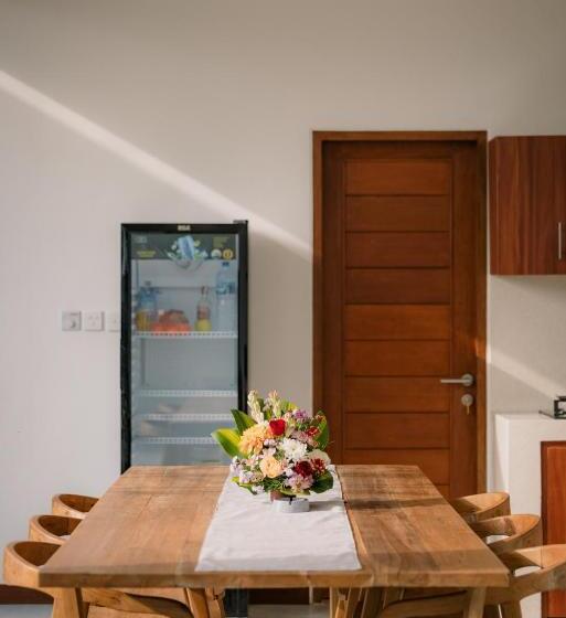 Пансион Sari Uma Canggu By Hospitality Bali