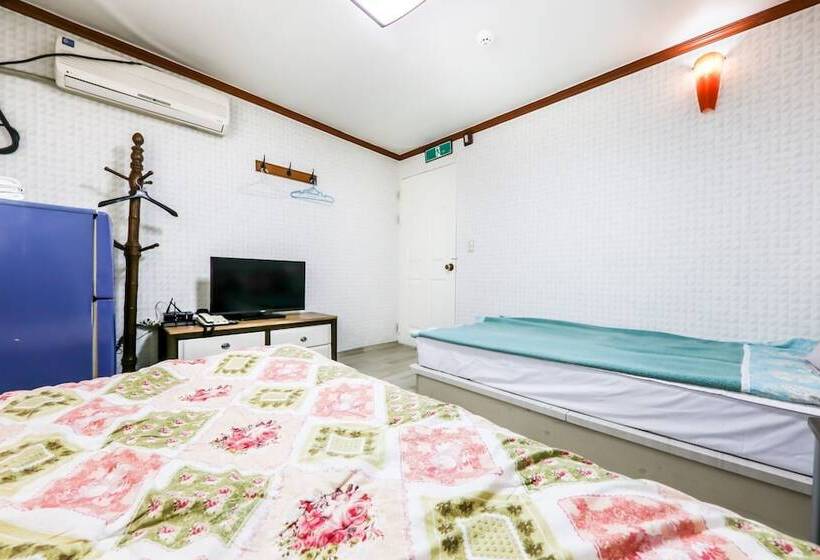 Seosan Emperor Motel