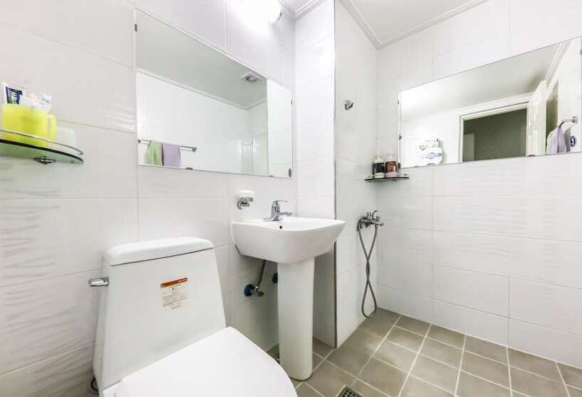 Seosan Emperor Motel