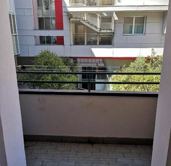 تختخواب و صبحانه Camera E Bagno Privato A 3 Minuti Dalla Stazione