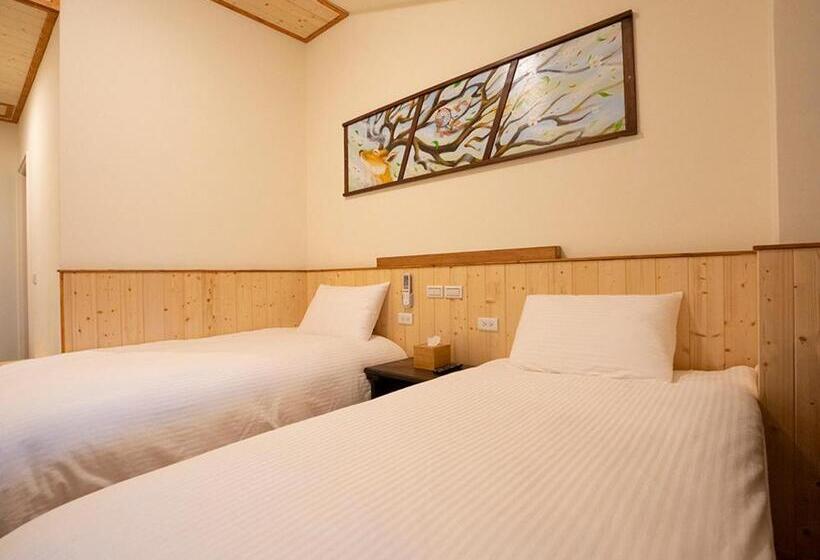 تختخواب و صبحانه Chin Be