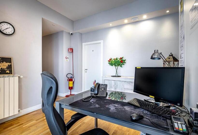 تختخواب و صبحانه Residenza24