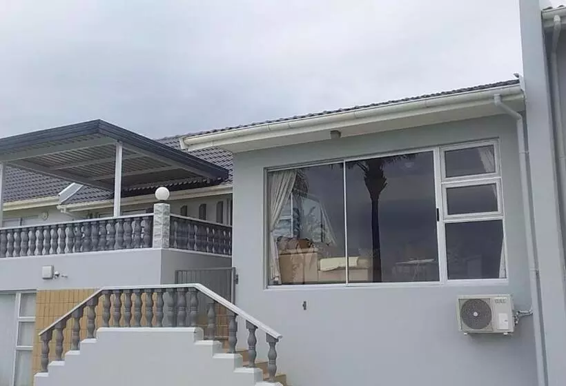 Aamiaismajoitus (B&B) Wokuphumla