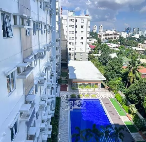 Symfoni Nichols Bossa Tower 2