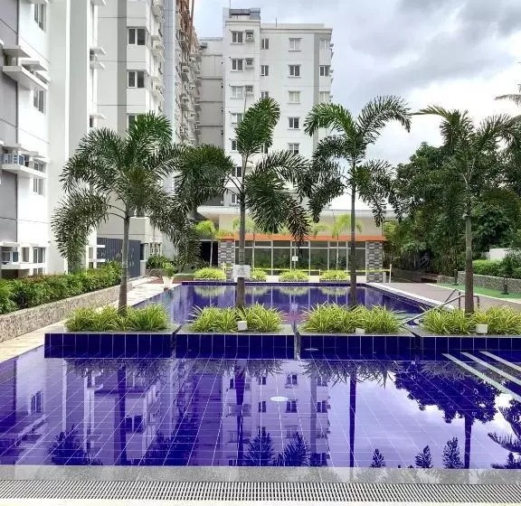 Symfoni Nichols Bossa Tower 2